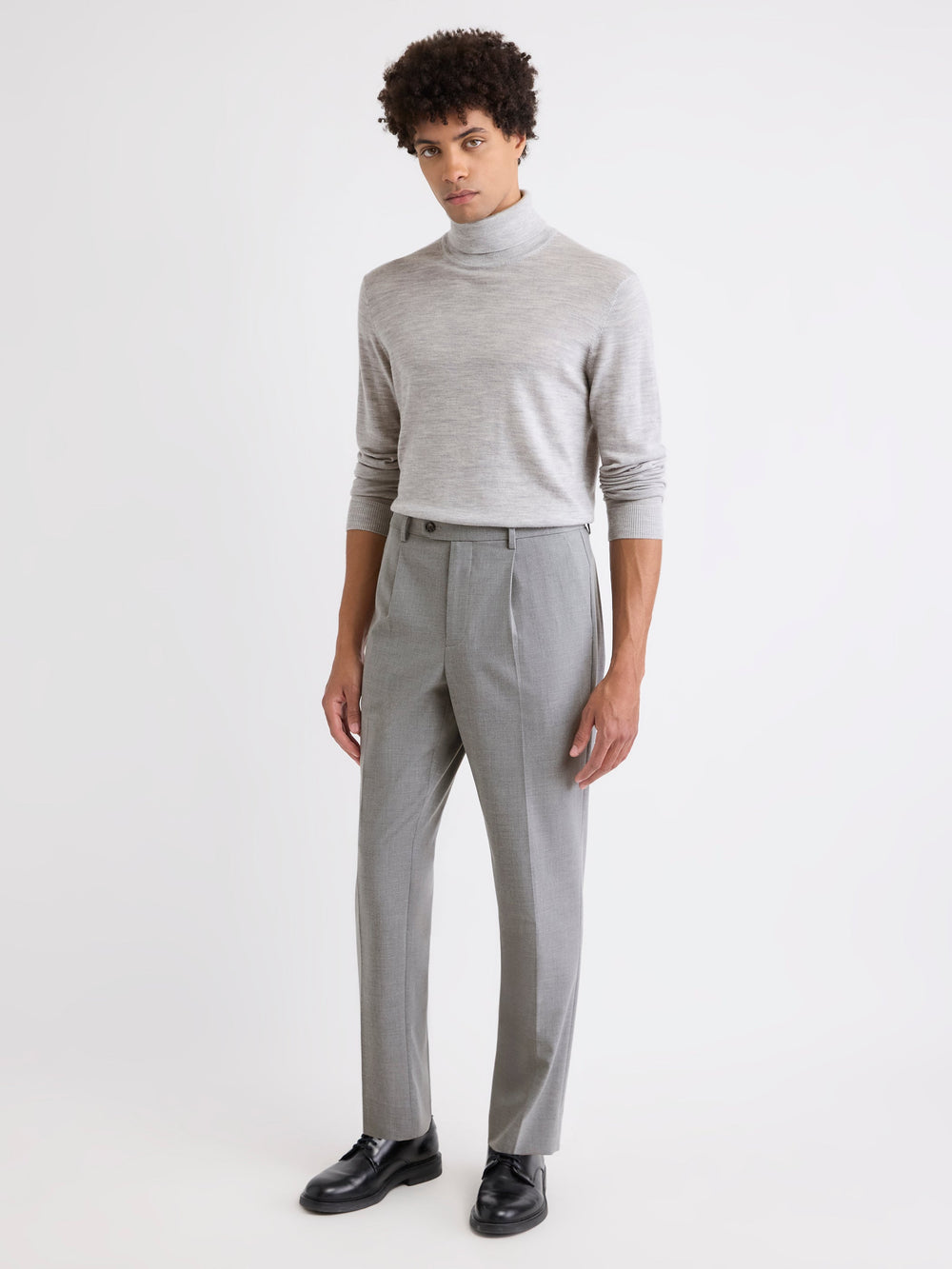 RW&CO Wool-Blend Tapered-Leg Pleated Dress Pant