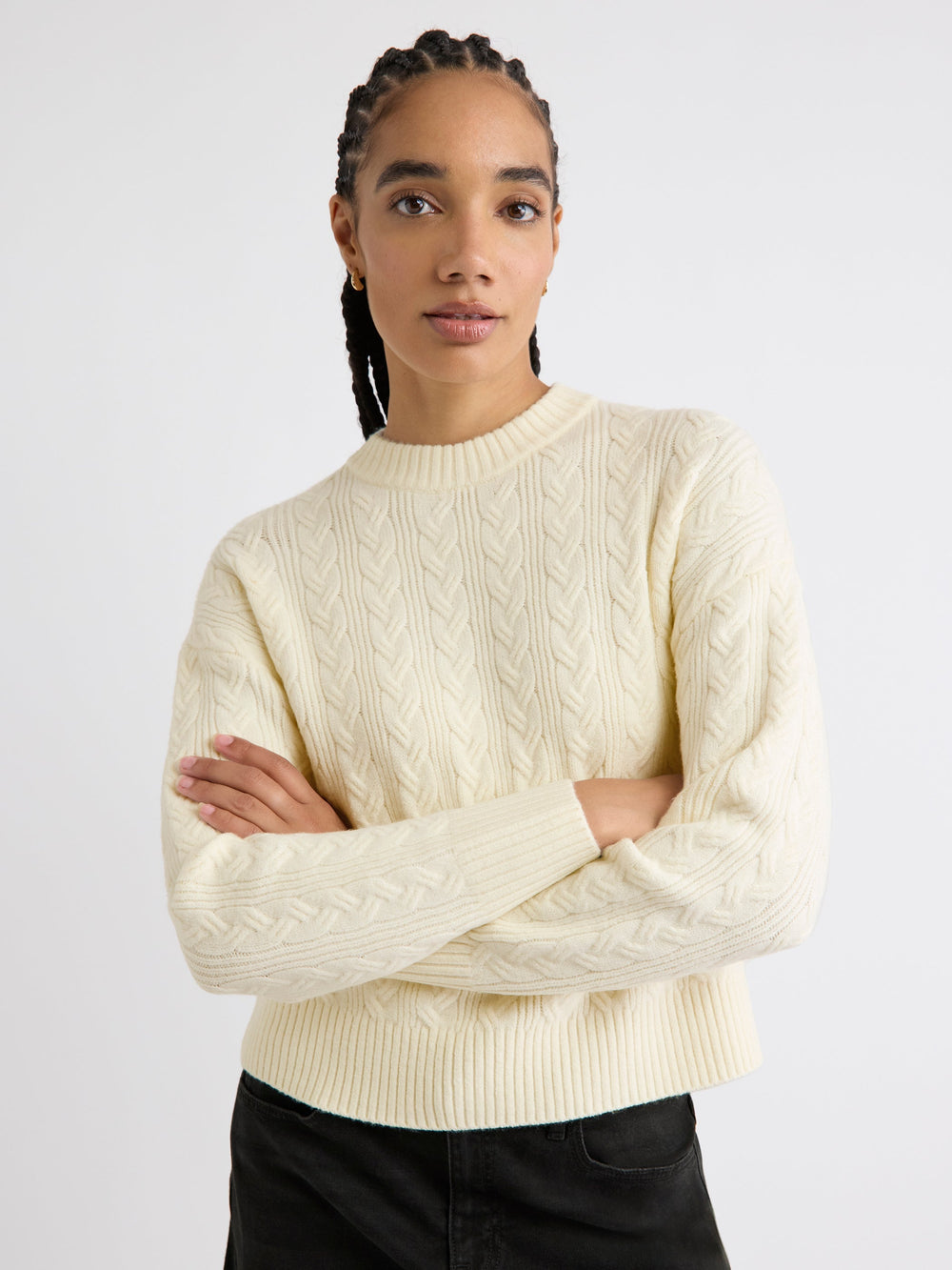 RW&CO Long-Sleeve Crew-Neck Sweater with Cable Stitches