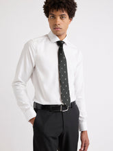 RW&CO Wide Tie with Woven Pattern