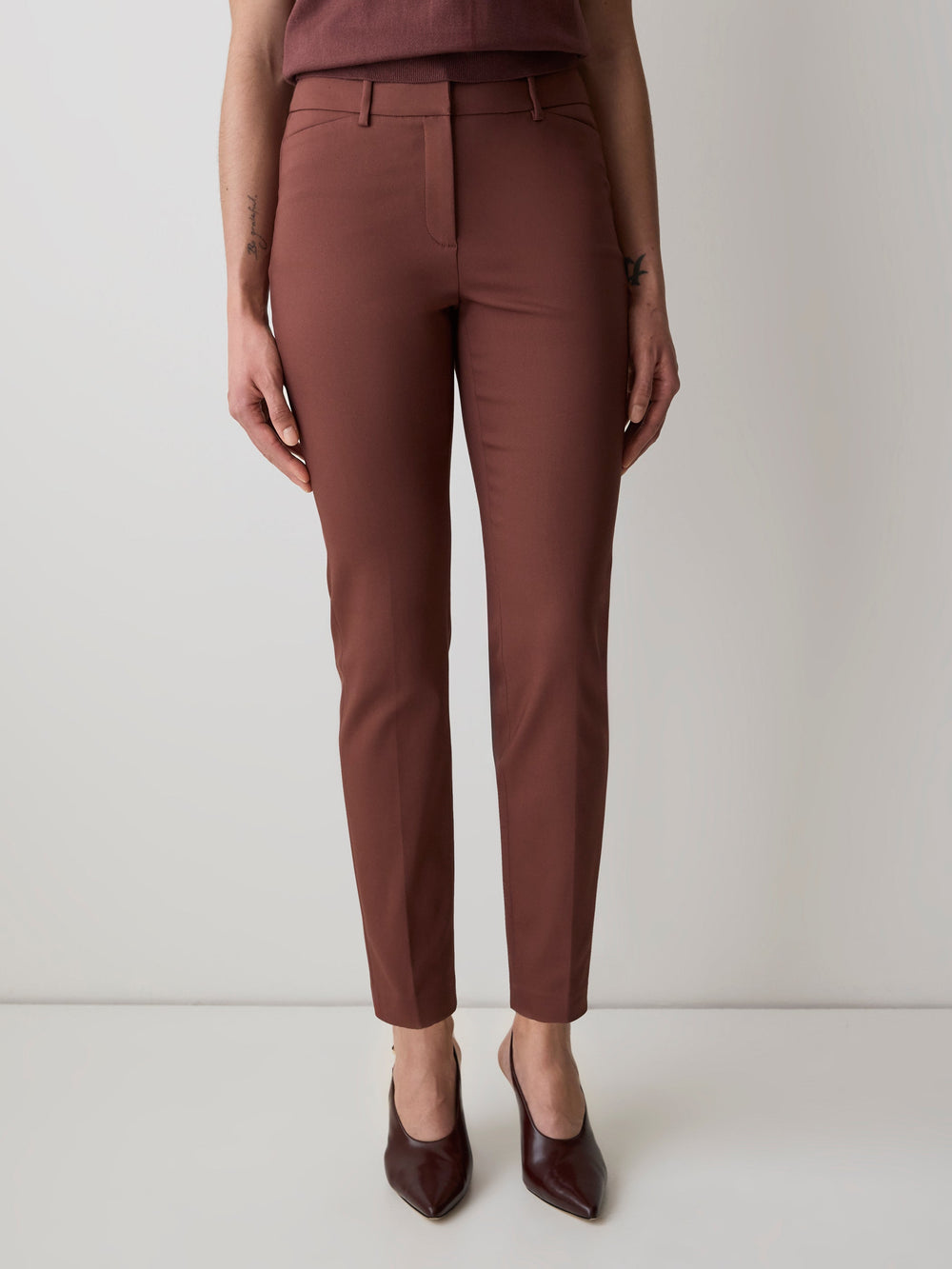 RW&CO Limitless Mid-Rise Slim-Leg Signature Fit Pant