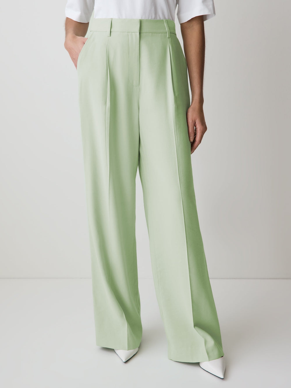 RW&CO Wide-Leg High-Rise Pant with Elastic Back