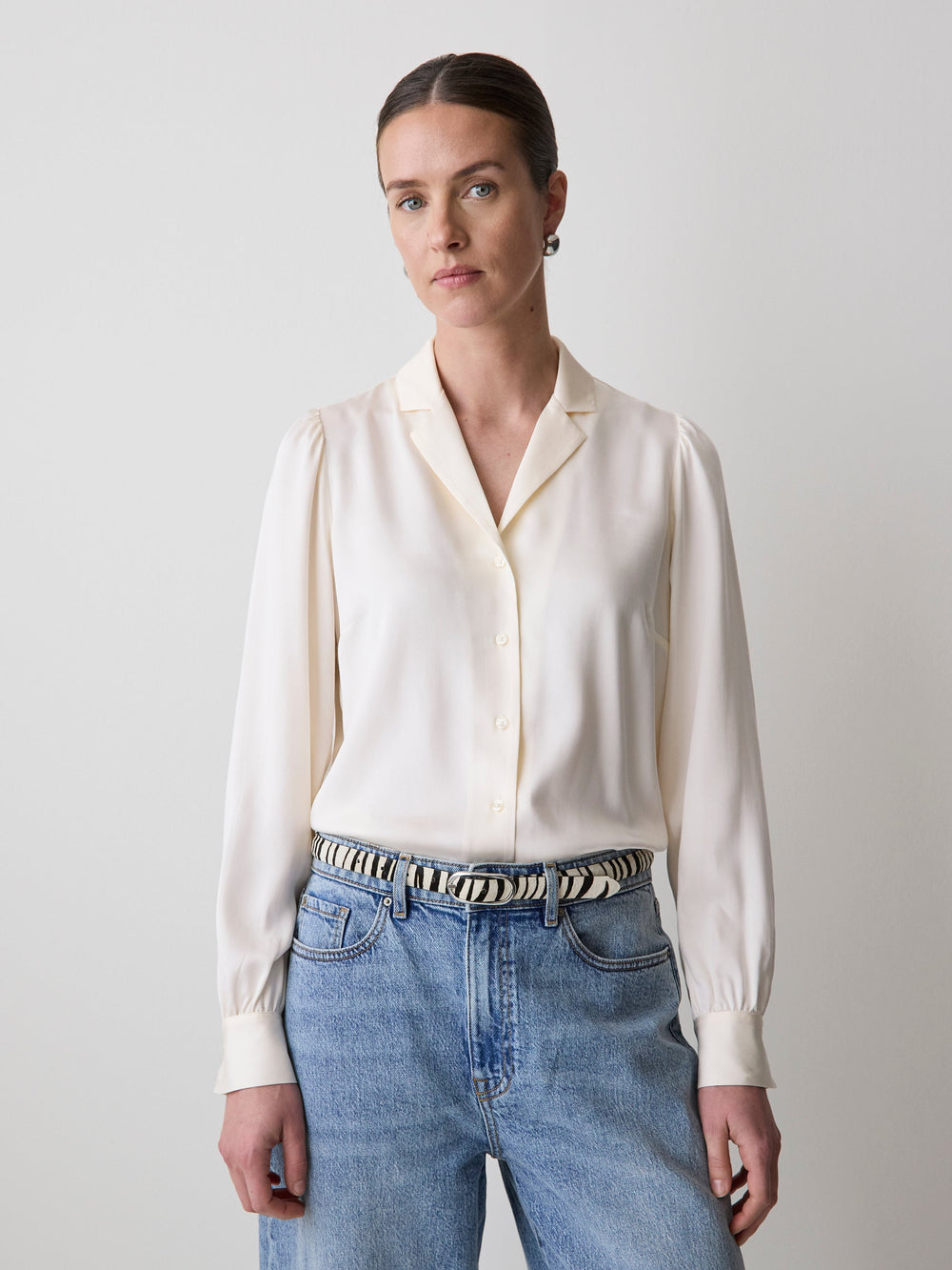 RW&CO Long-Sleeve Buttoned-Down Fluid Blouse