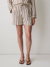 RW&CO Striped Mid-Rise Pull-On Short