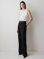 RW&CO Sleeveless Buttoned-Down Blouse