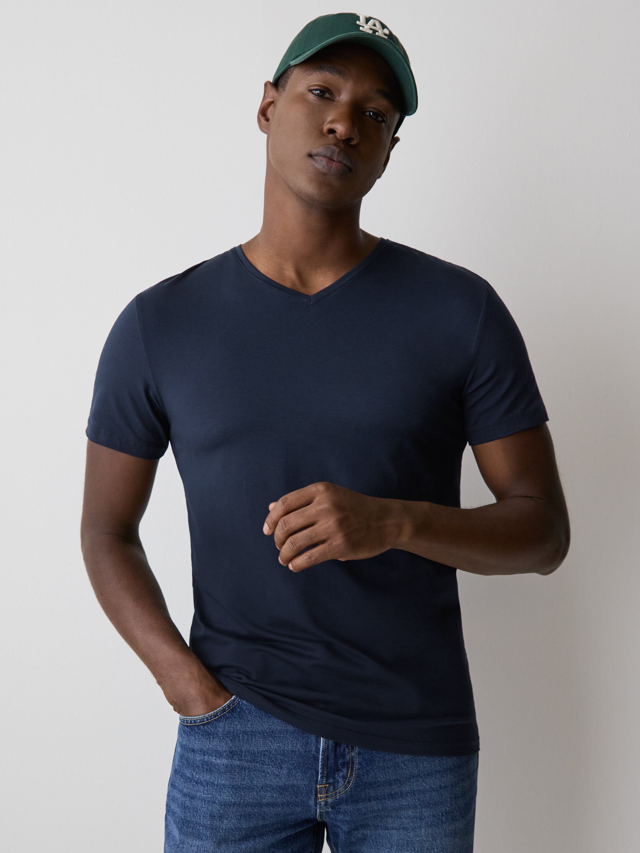 RW&CO Supima Cotton (R) V-Neck T-shirt