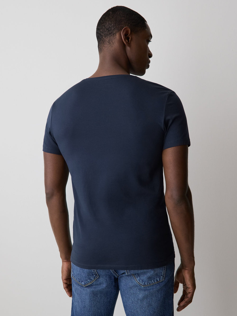 RW&CO Supima Cotton (R) V-Neck T-shirt