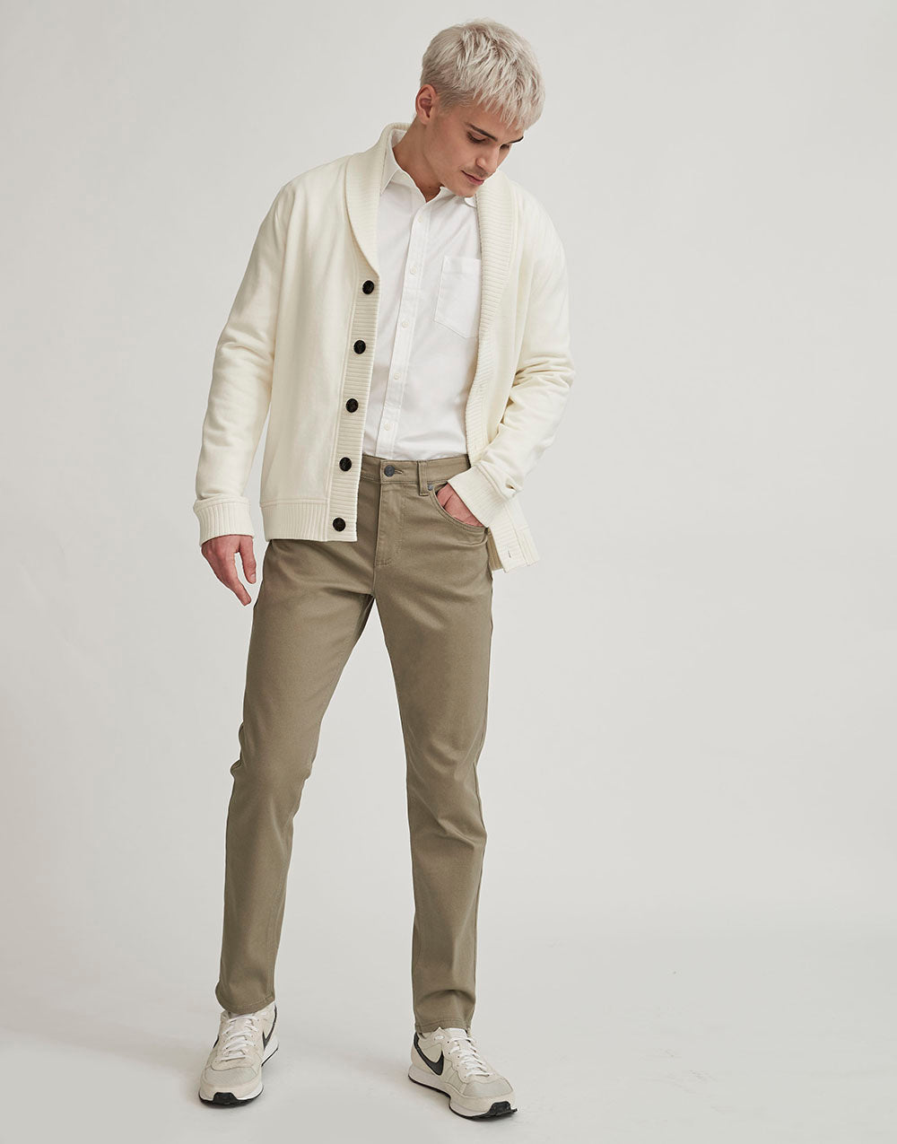 RW&CO Slim Leg Super Stretch Pant