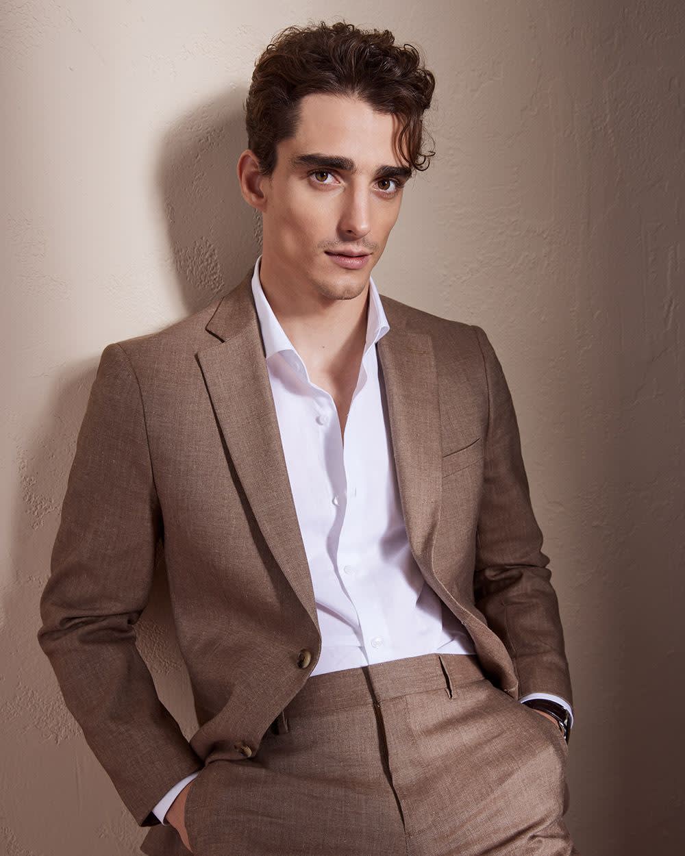 RW&CO Slim Fit Stretch Linen Blazer