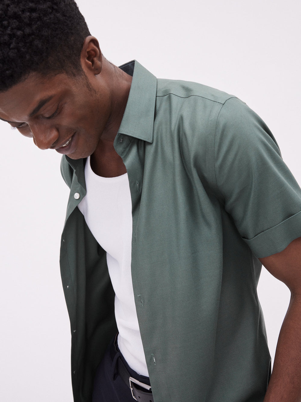 RW&CO Slim Fit Performance Short Sleeve Shirt