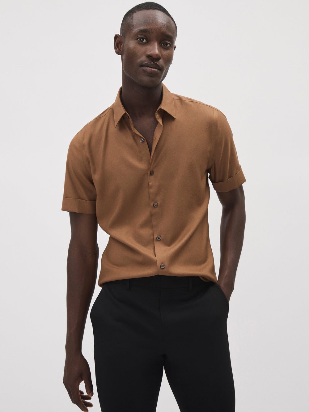 RW&CO Slim Fit Performance Short Sleeve Shirt