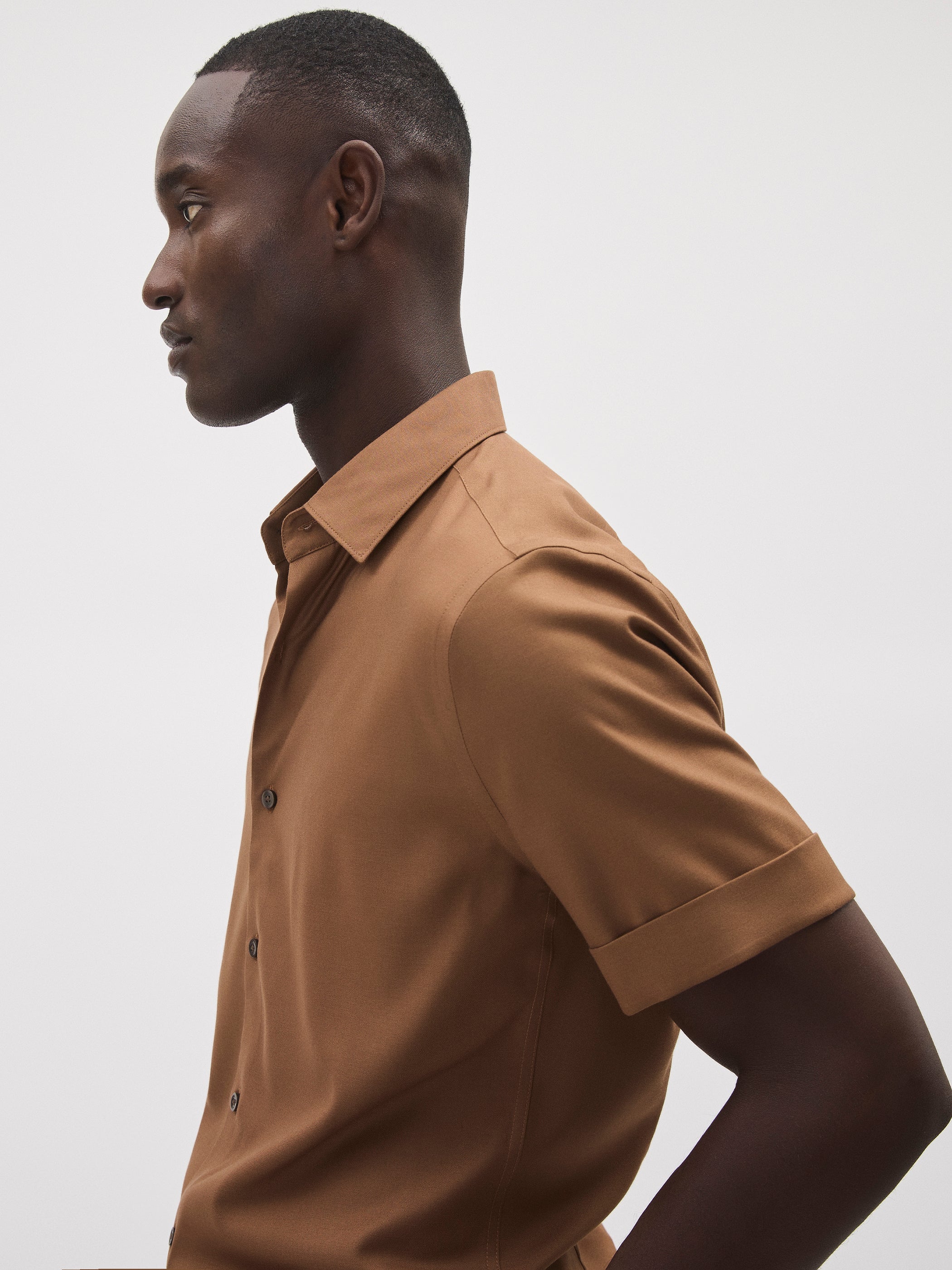RW&CO Slim Fit Performance Short Sleeve Shirt