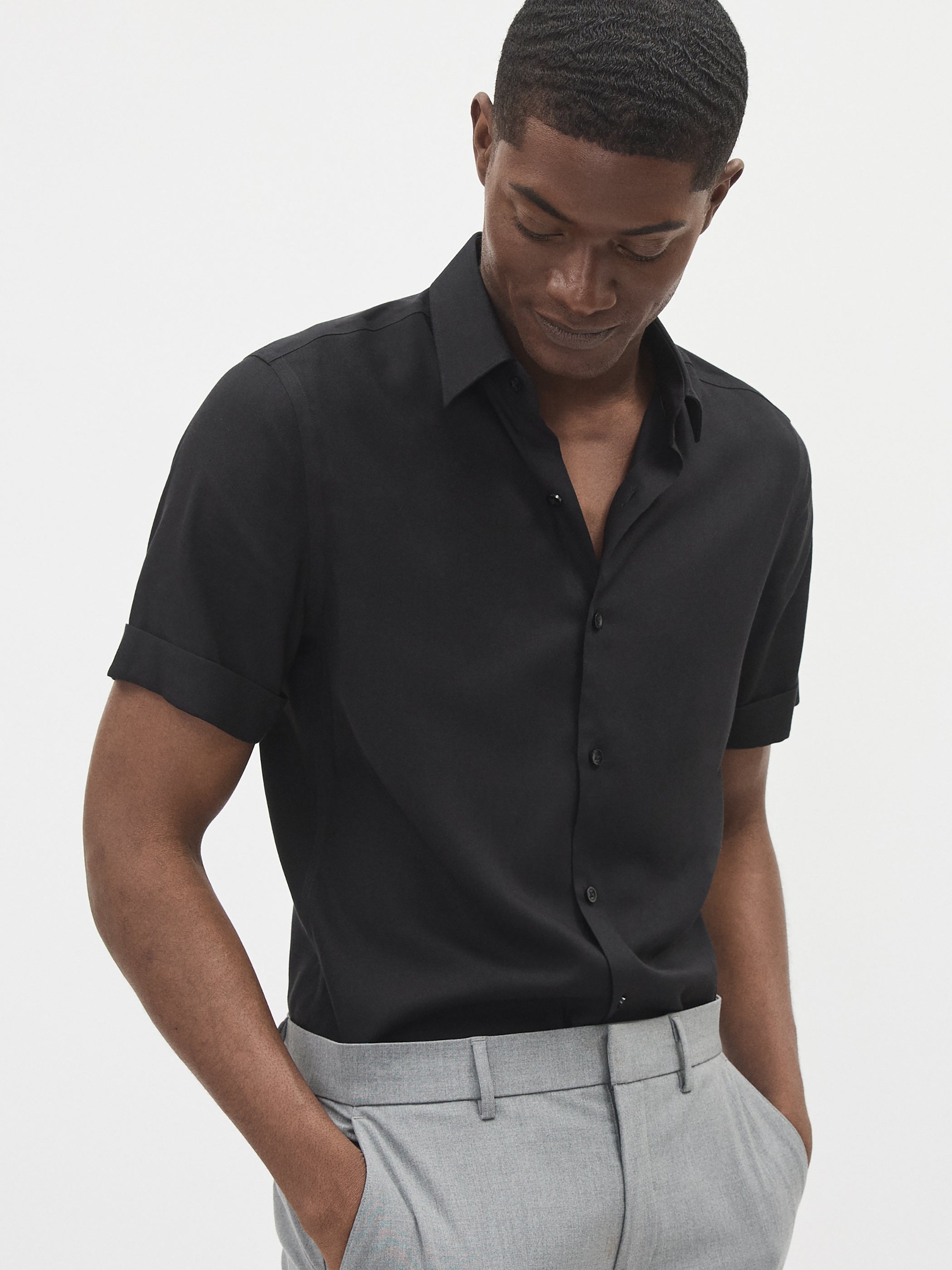 RW&CO Slim Fit Performance Short Sleeve Shirt