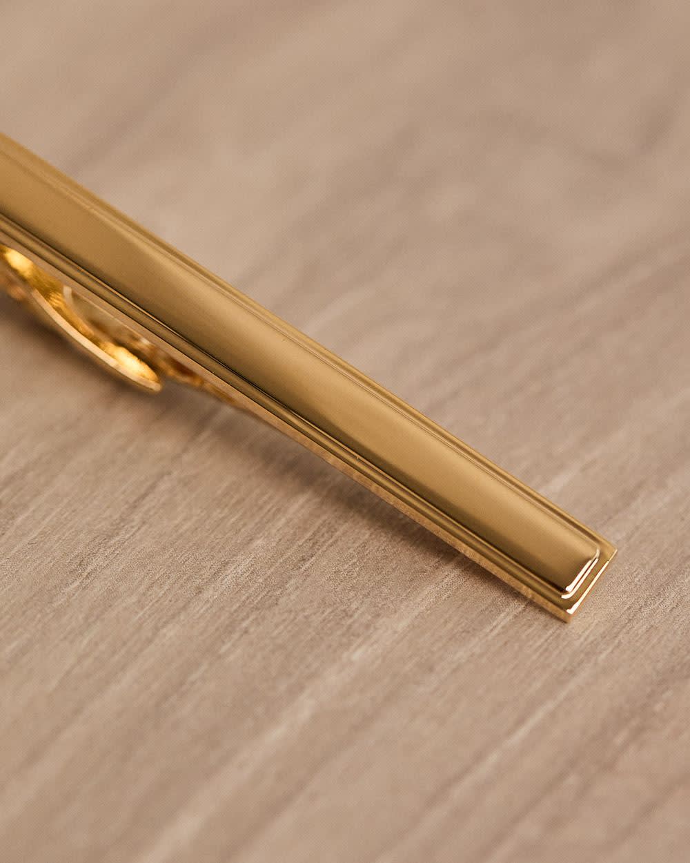 RW&CO Golden Tie Bar