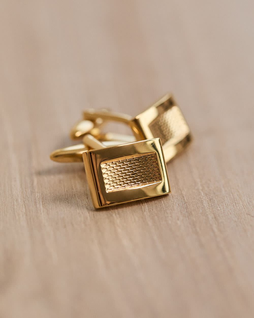 RW&CO Rectangular Golden Cuff Links