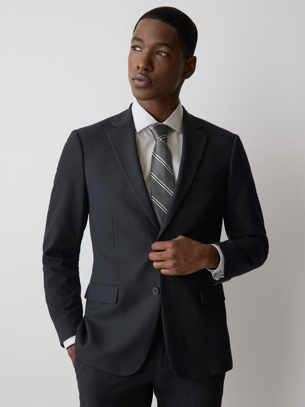 RW&CO Slim Fit Tech Suit Blazer