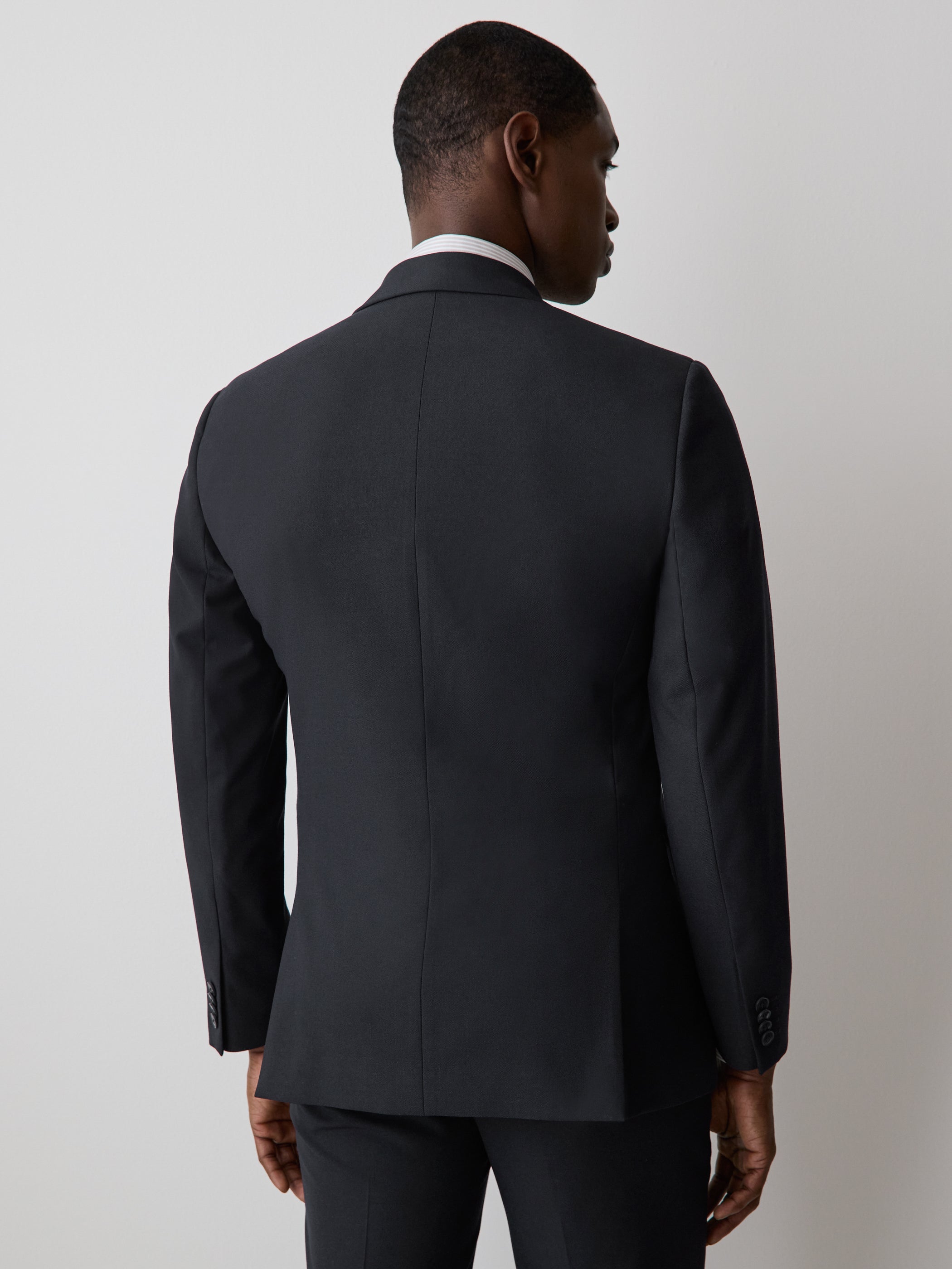 RW&CO Slim Fit Tech Suit Blazer