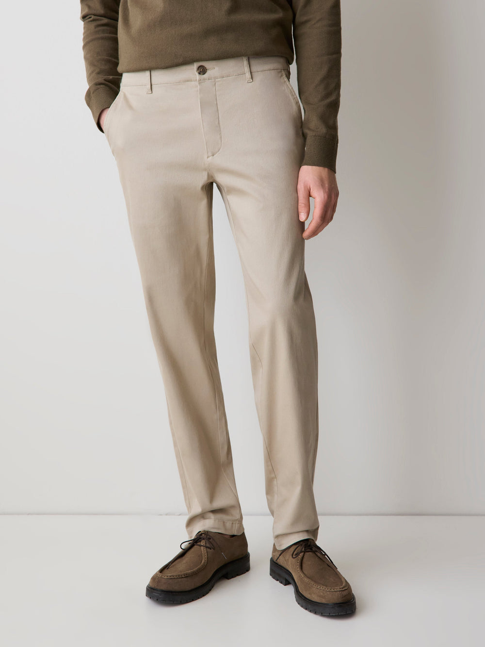 RW&CO Slim-Fit Super-Stretch Chino Pant