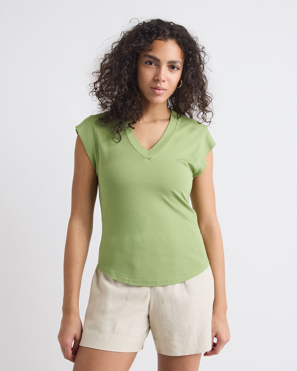 RW&CO Classic-Fit Short-Sleeve V-Neck T-Shirt