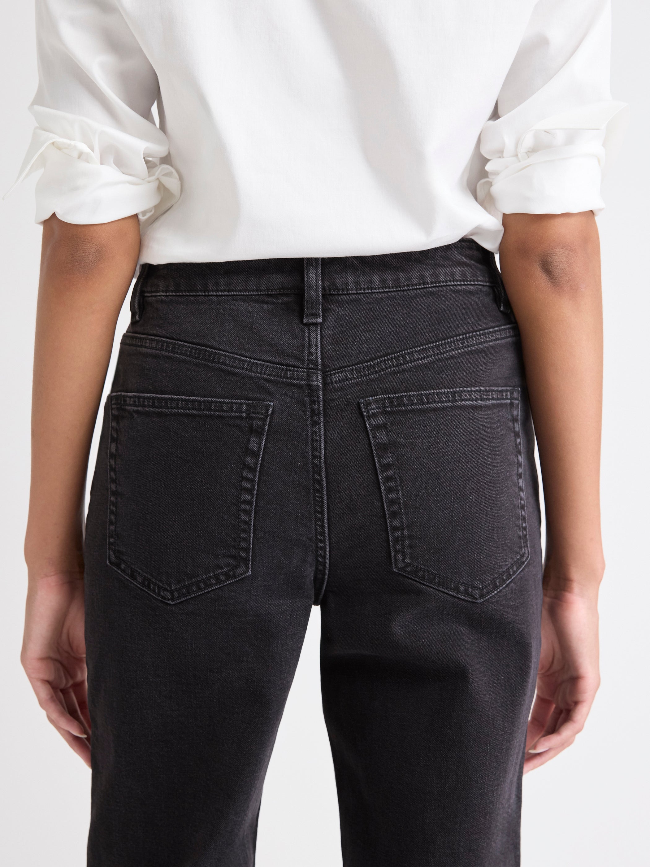 RW&CO Dark Grey High-Rise Straight-Leg Jeans