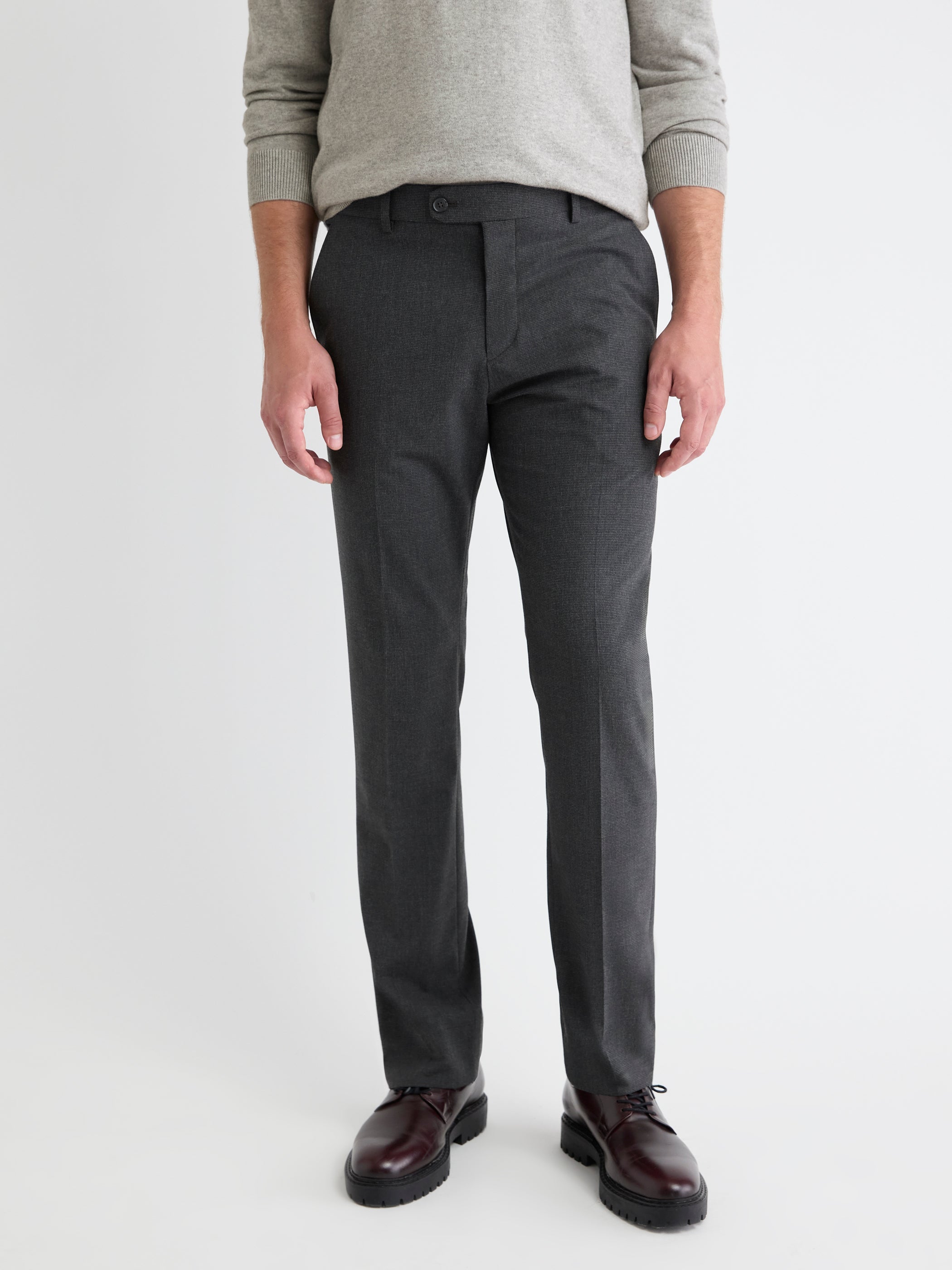 RW&CO Slim Fit Houndstooth City Pant
