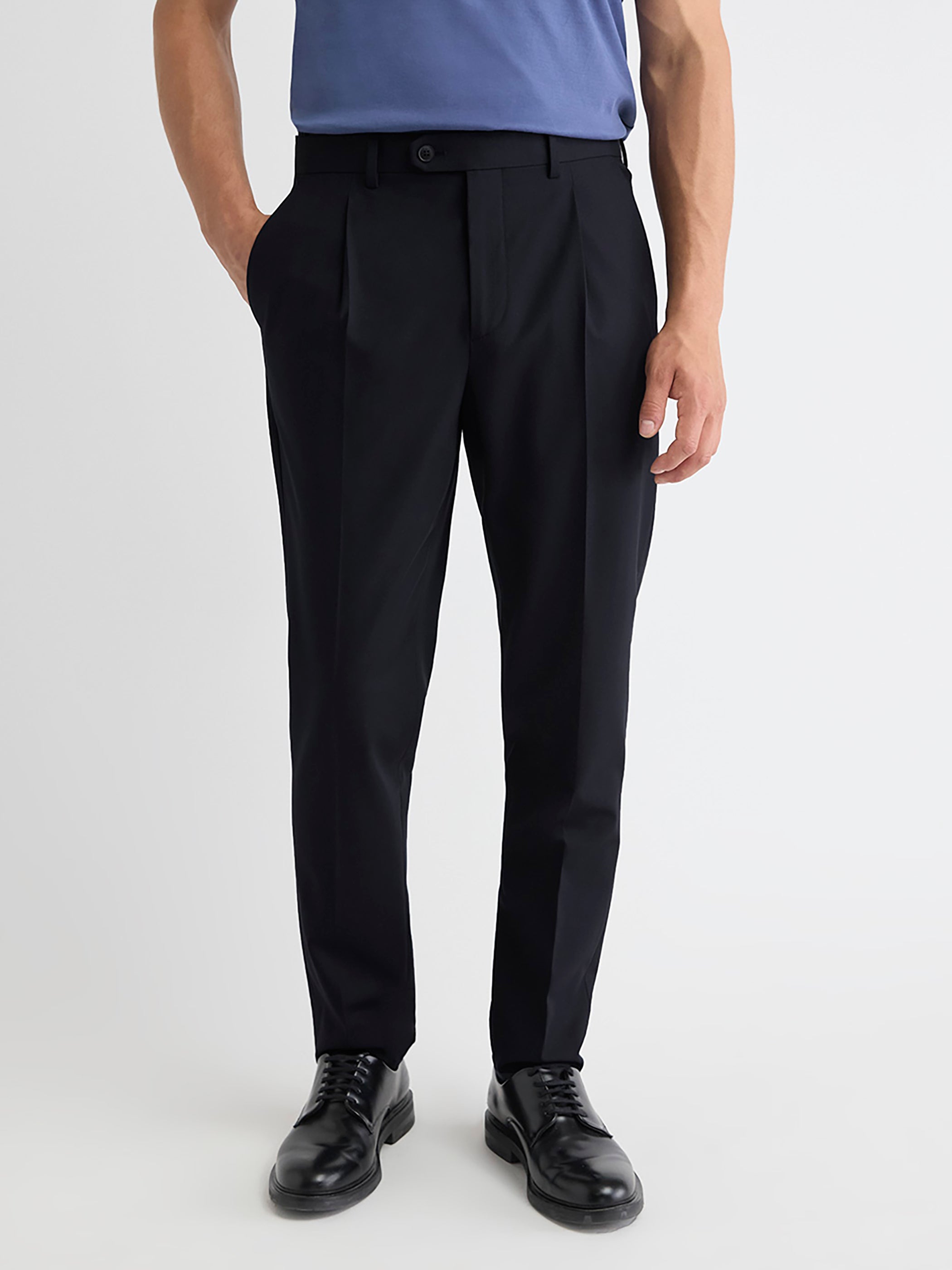 RW&CO Wool-Blend Tapered-Leg Pleated Dress Pant