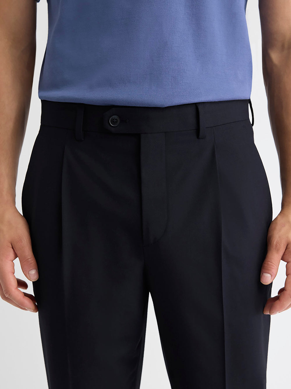 RW&CO Wool-Blend Tapered-Leg Pleated Dress Pant
