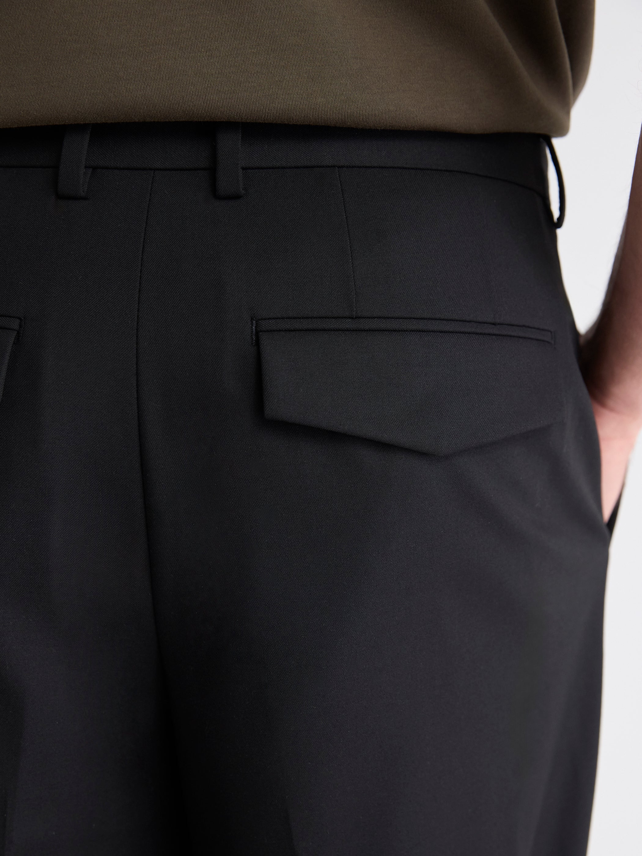 RW&CO Wool-Blend Tapered-Leg Pleated Dress Pant