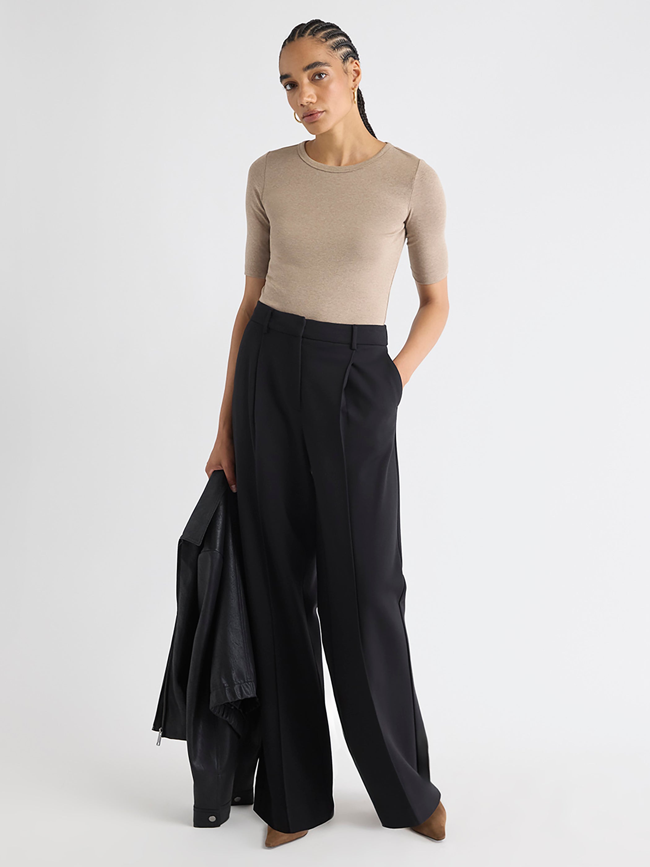 RW&CO Elbow-Sleeve Crew-Neck Fitted Tee