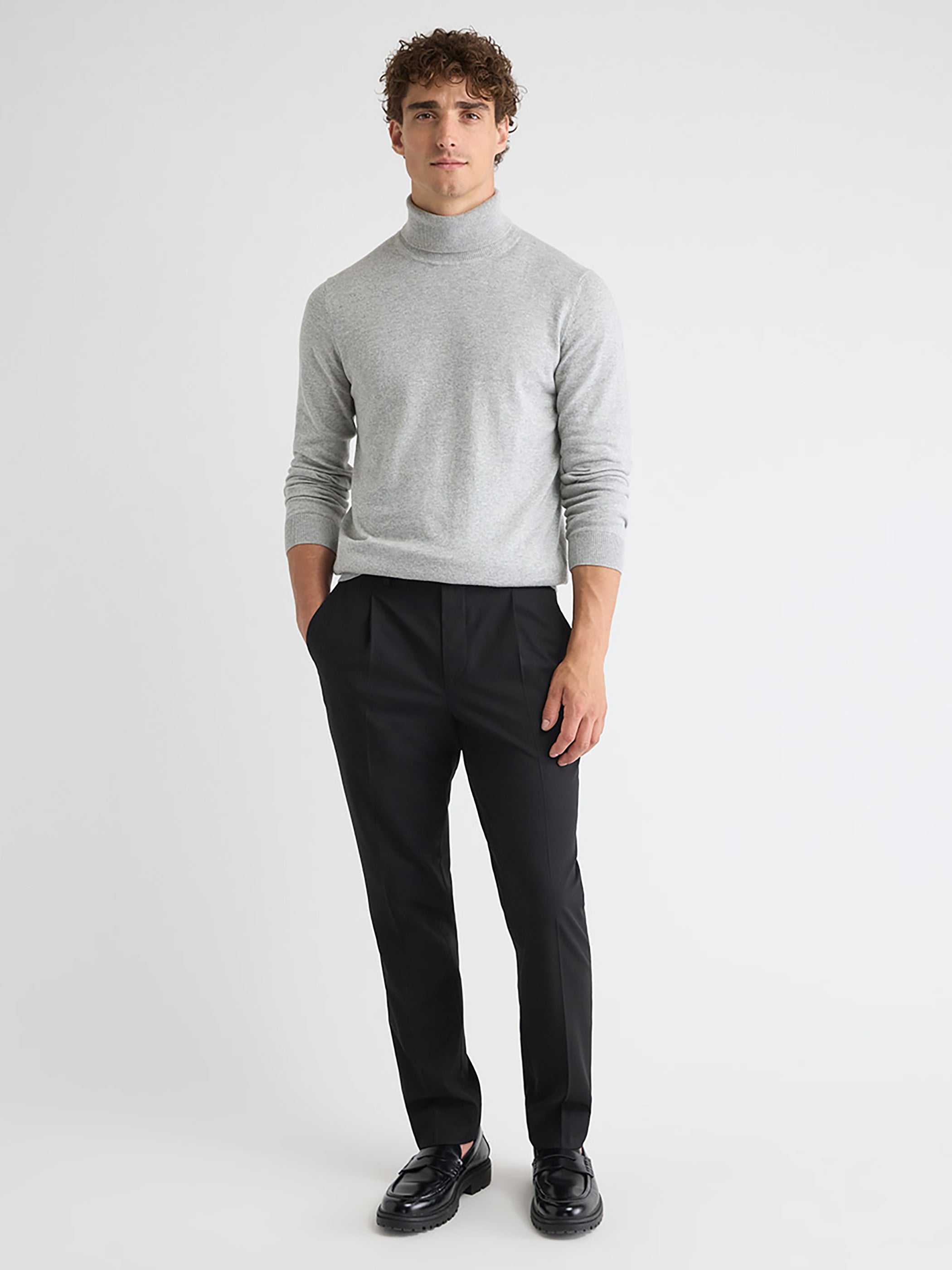 RW&CO Long-Sleeve Turtleneck Sweater
