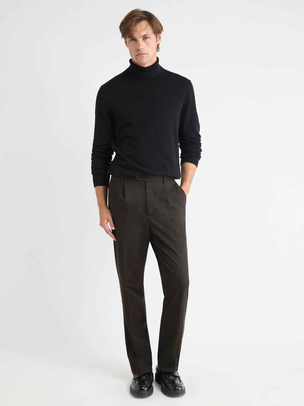 RW&CO Long-Sleeve Turtleneck Sweater