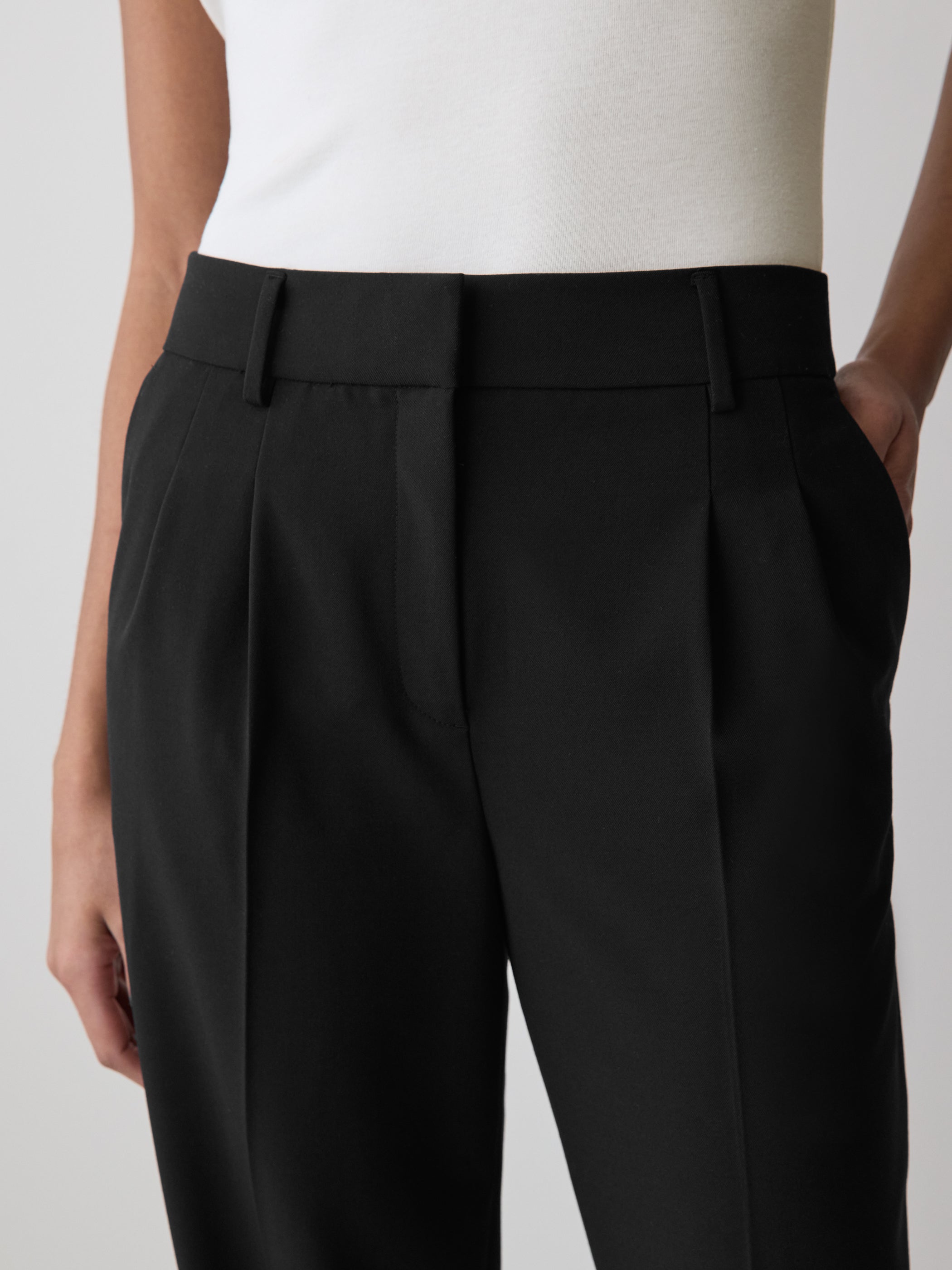 RW&CO Black High-Rise Wide-Leg Pant