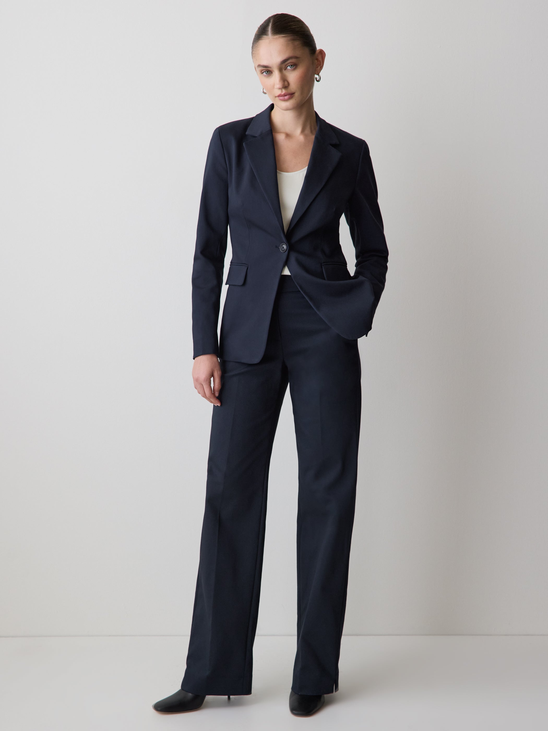 RW&CO Limitless One-Button Fitted Blazer