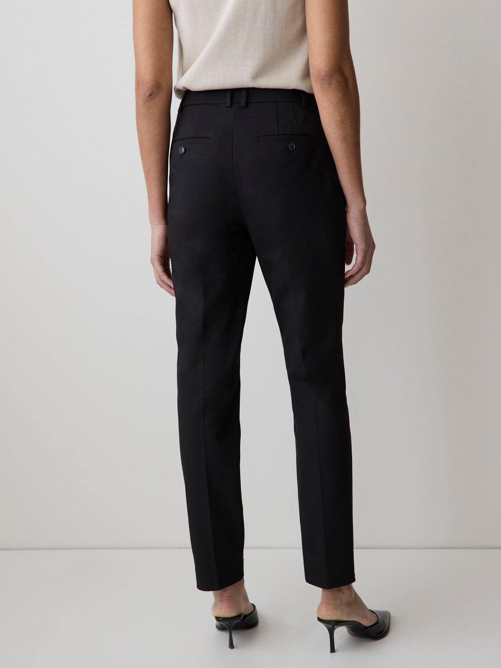 RW&CO Limitless Black Mid-Rise Slim-Leg Curvy Ankle Pant
