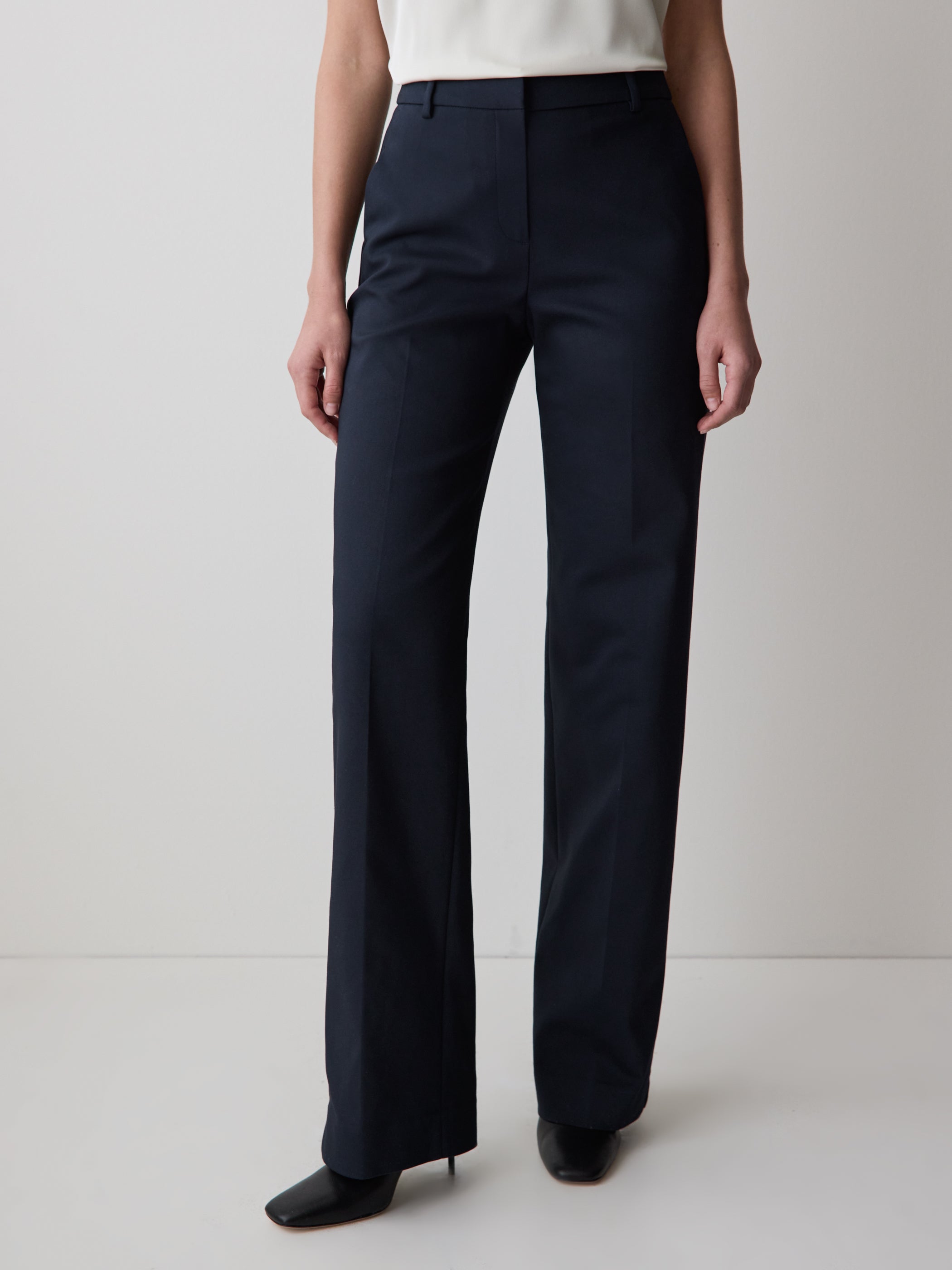 RW&CO Limitless High-Rise Wide-Leg Signature Fit Pant