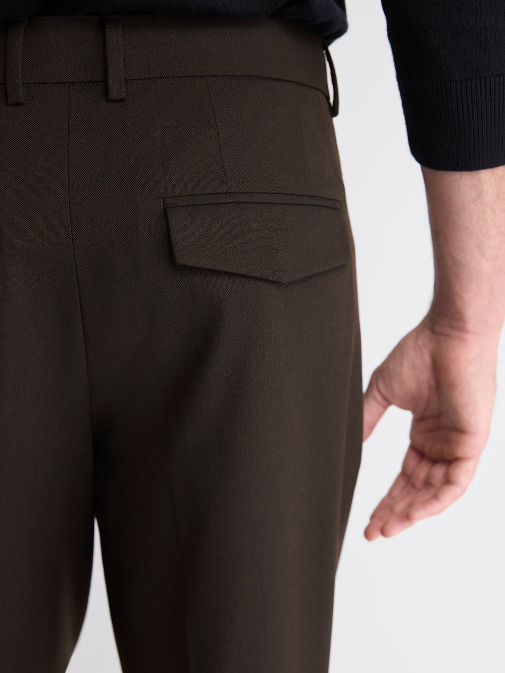 RW&CO Tapered-Leg Pleated Dress Pant