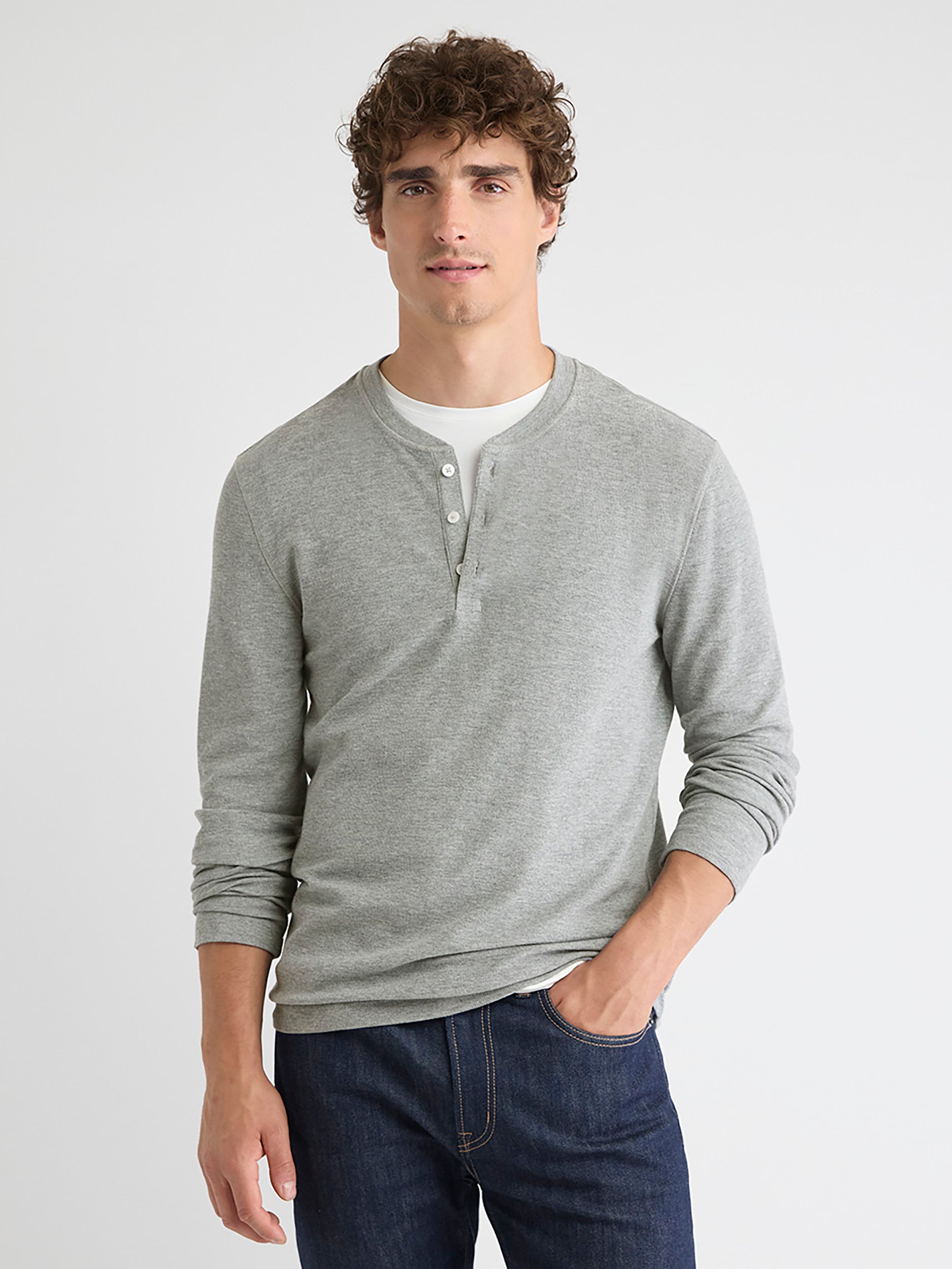 RW&CO Long-Sleeve Henley Waffled Tee