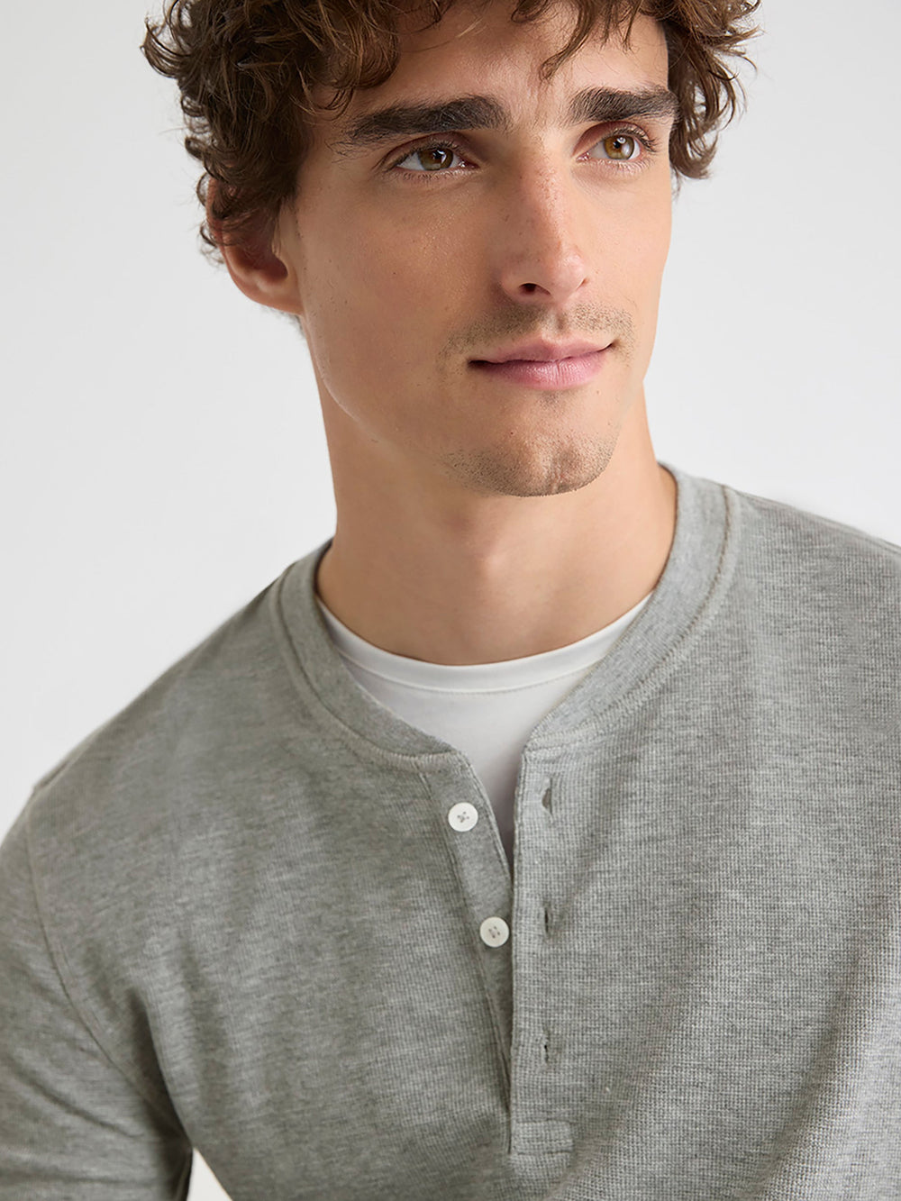 RW&CO Long-Sleeve Henley Waffled Tee