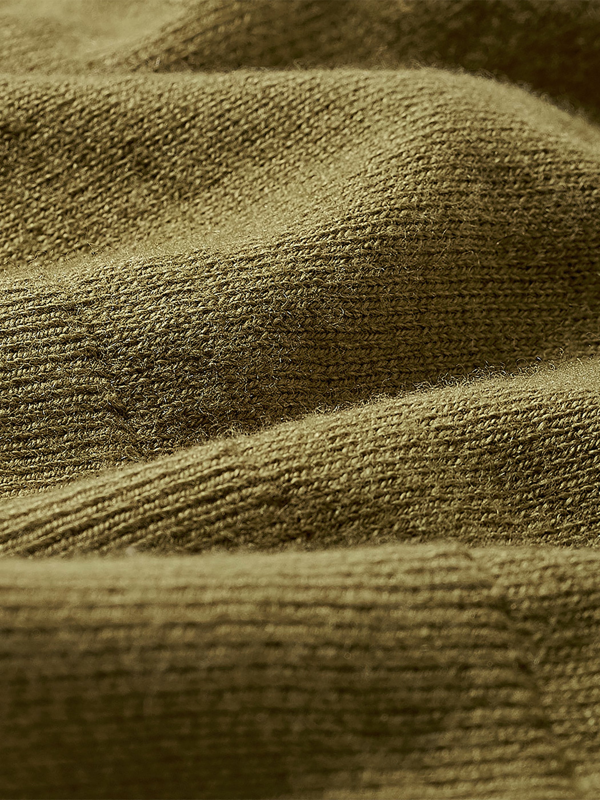 RW&CO Sleeveless Turtle-Neck Sweater