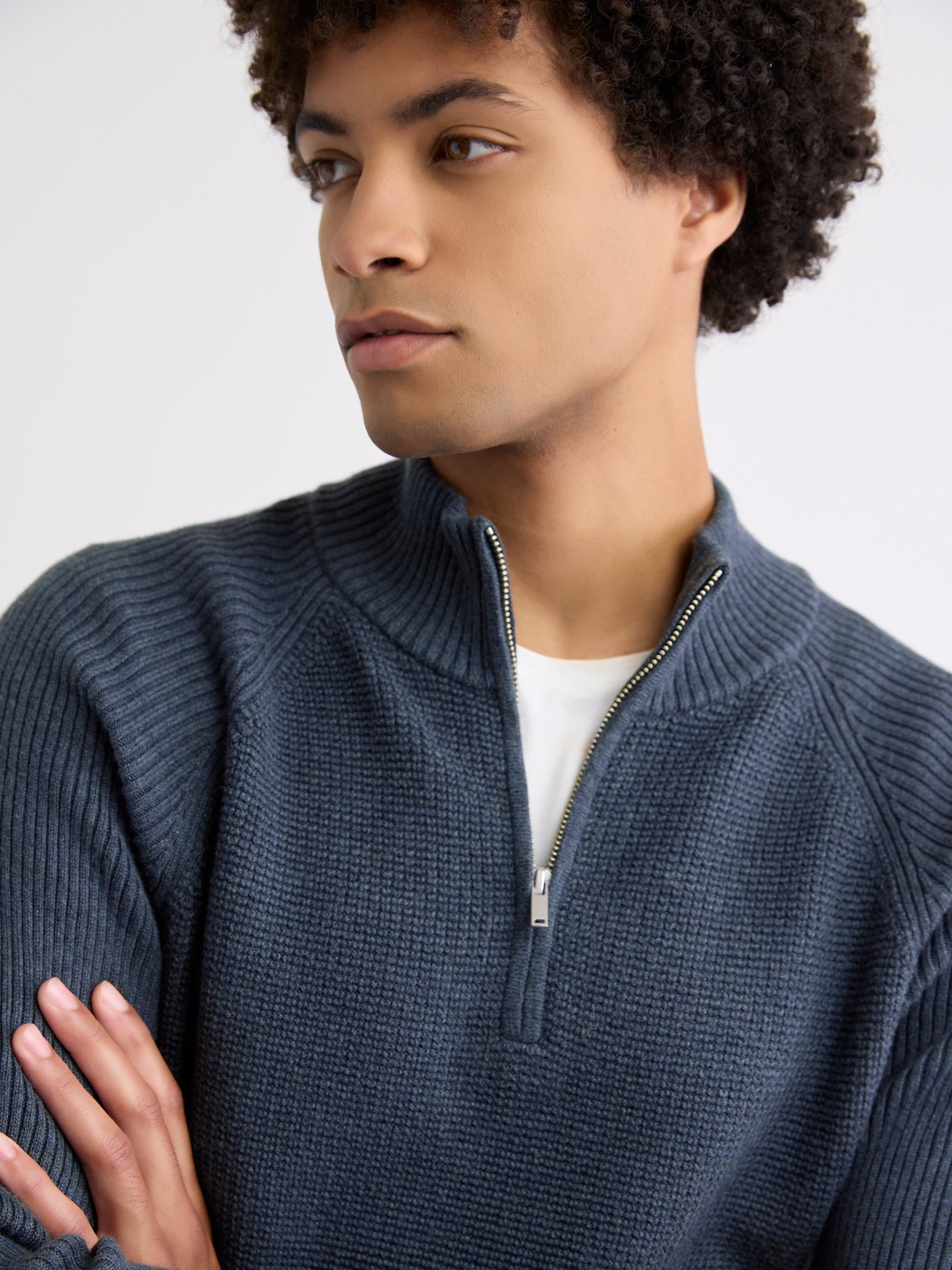 RW&CO Long-Sleeve Quarter-Zip Mock-Neck Sweater