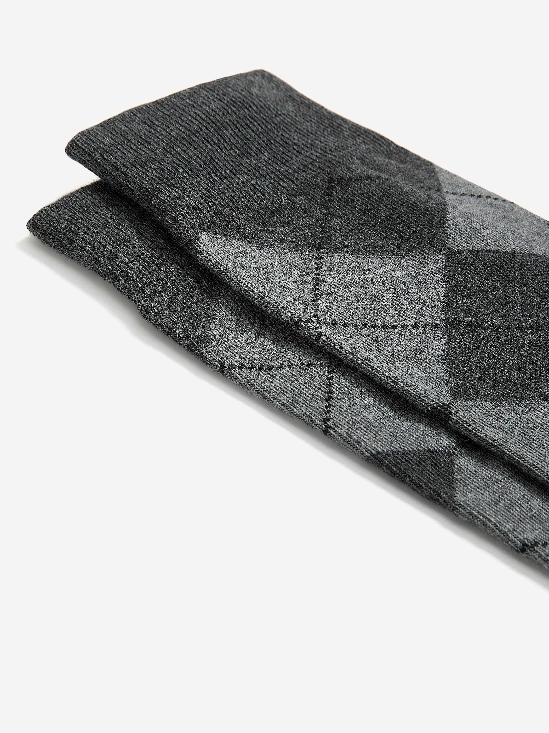 RW&CO Grey Argyle Socks