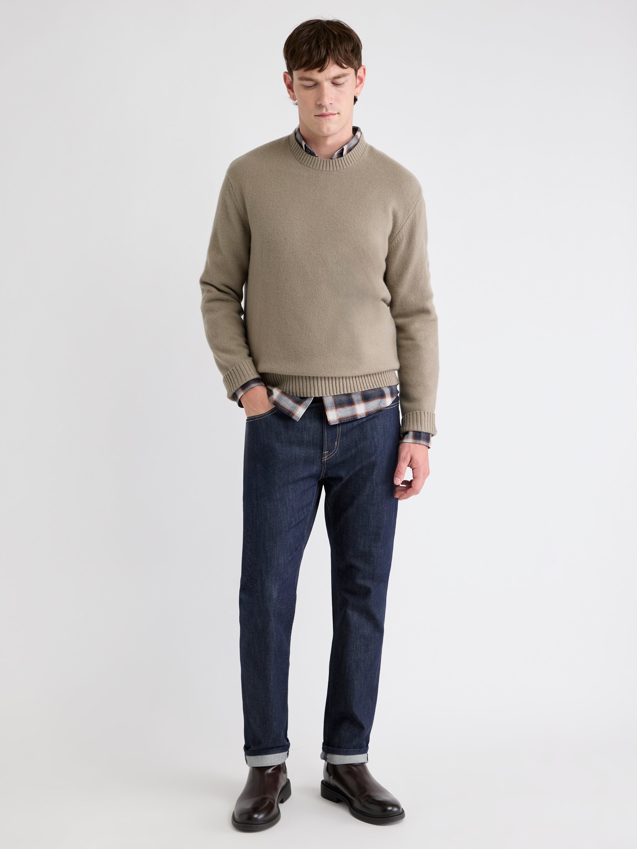 RW&CO Lambswool Crew-Neck Sweater