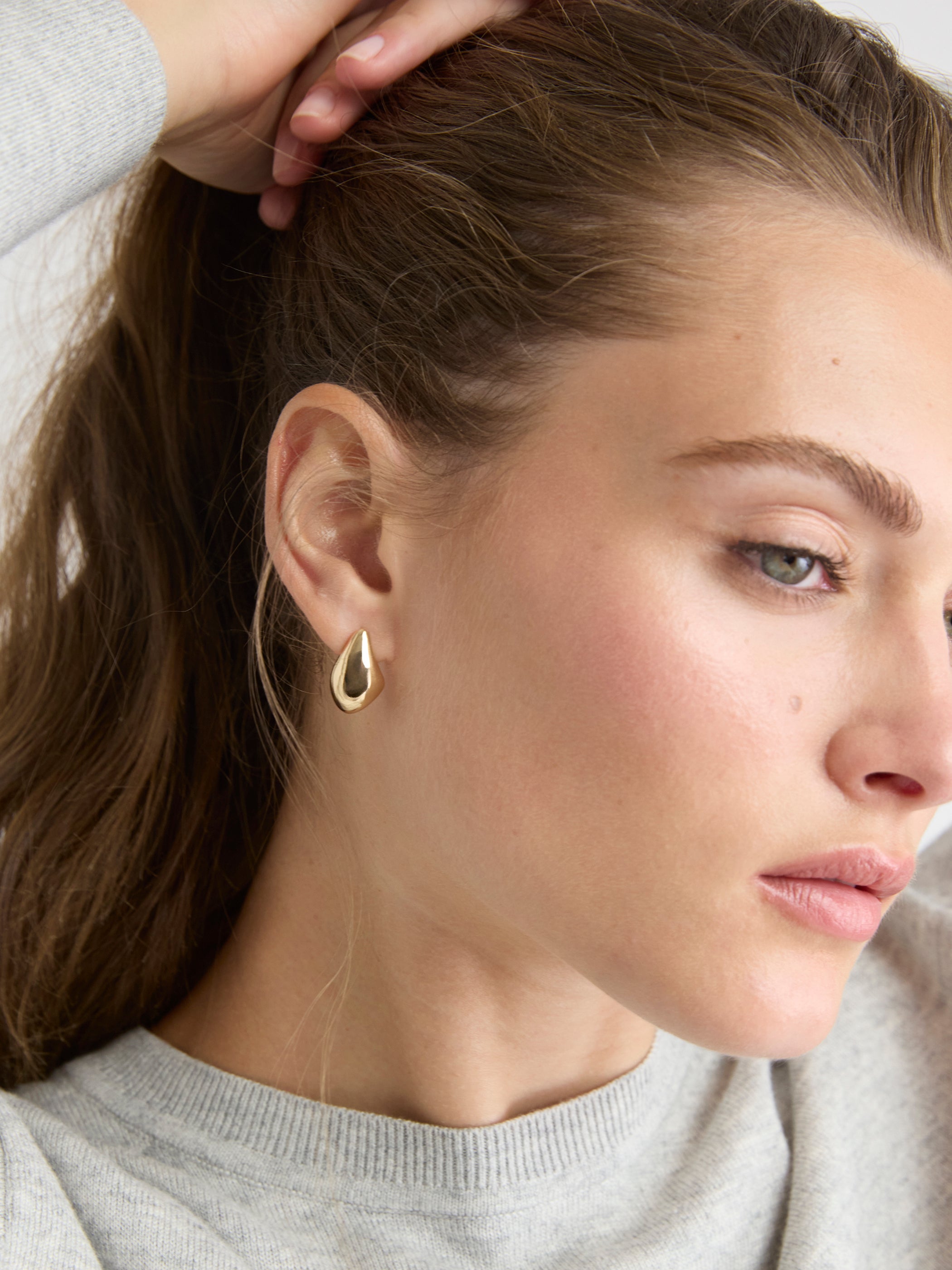 RW&CO Sculptural Stud Earrings