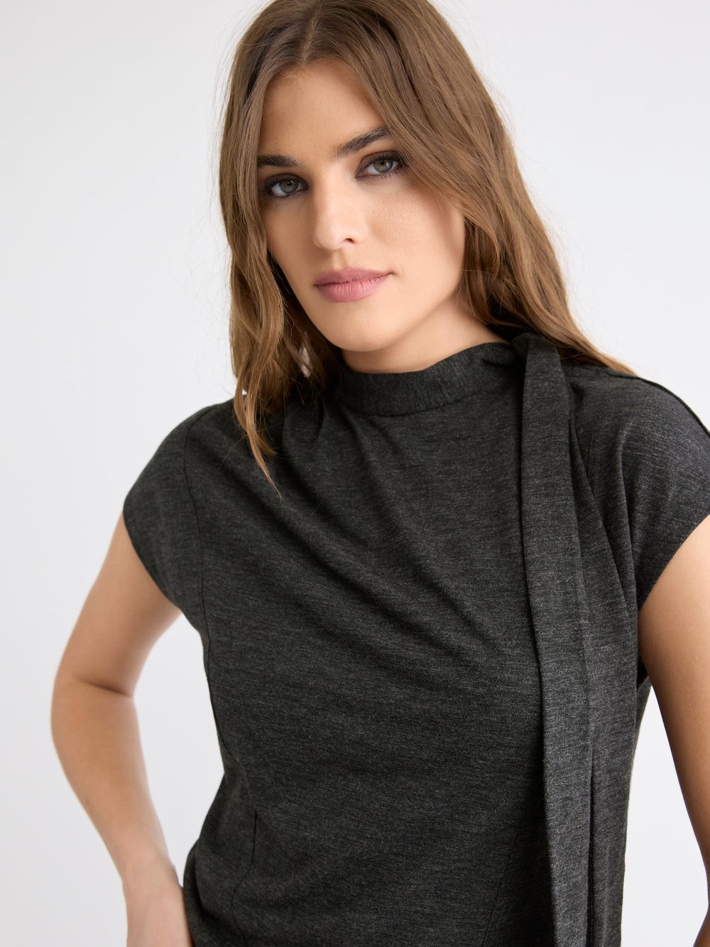 RW&CO Extended-Sleeve Mock-Neck Top with Tie