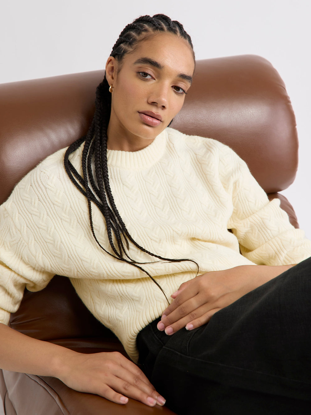 RW&CO Long-Sleeve Crew-Neck Sweater with Cable Stitches