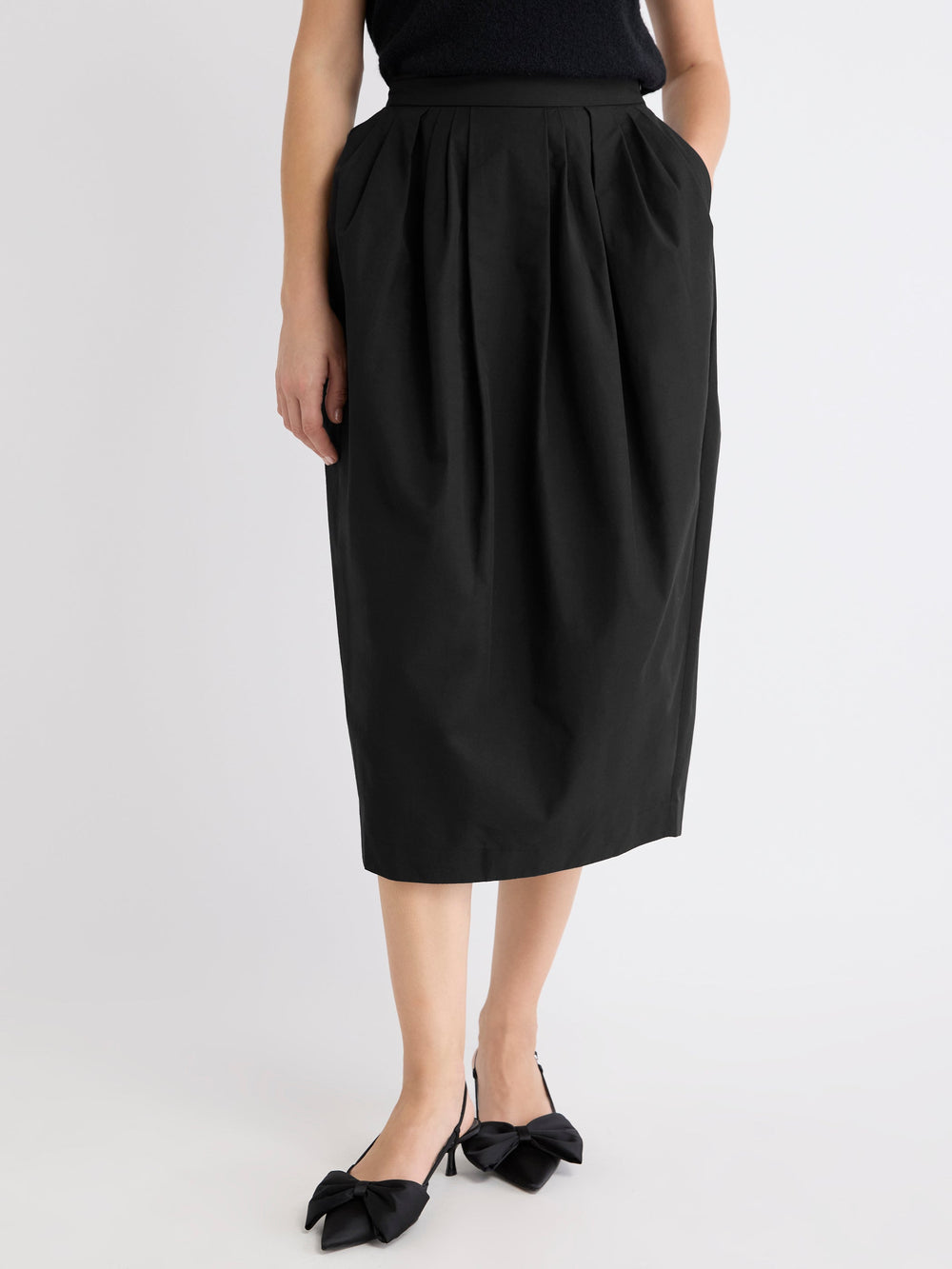 RW&CO High-Rise Straight Midi Skirt