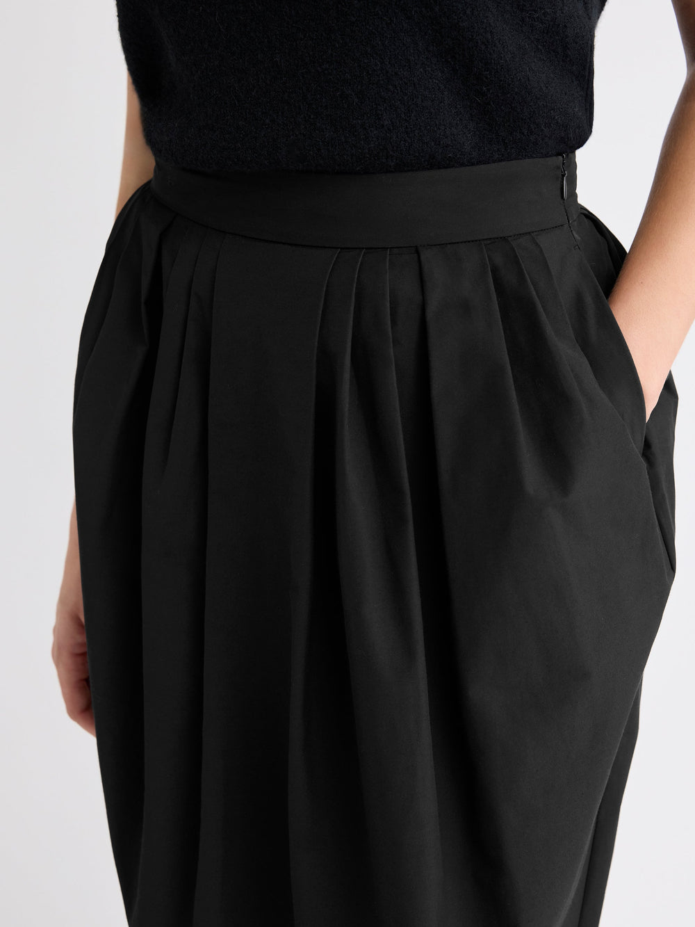 RW&CO High-Rise Straight Midi Skirt