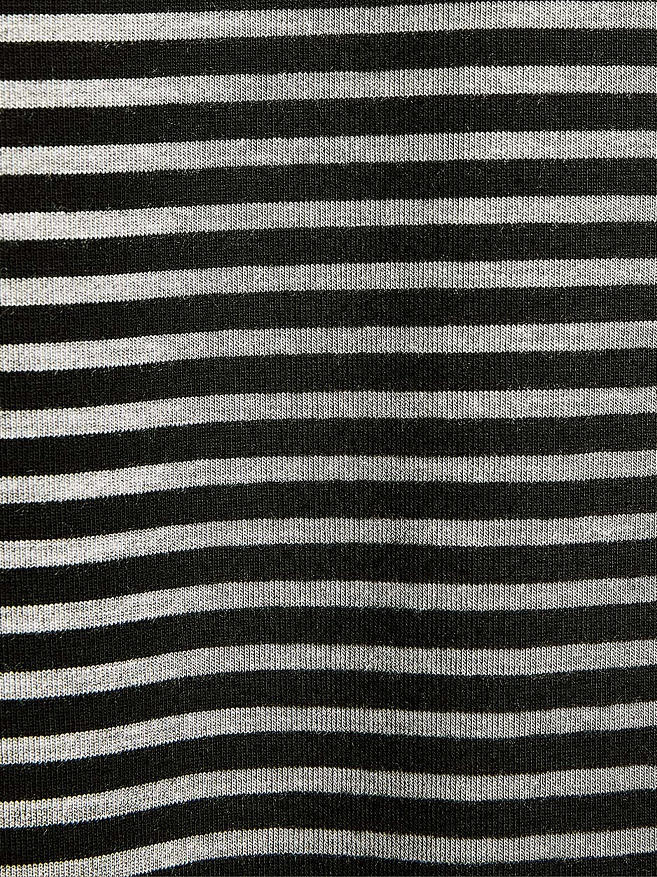 RW&CO Fitted Long-Sleeve Mock-Neck Tee
