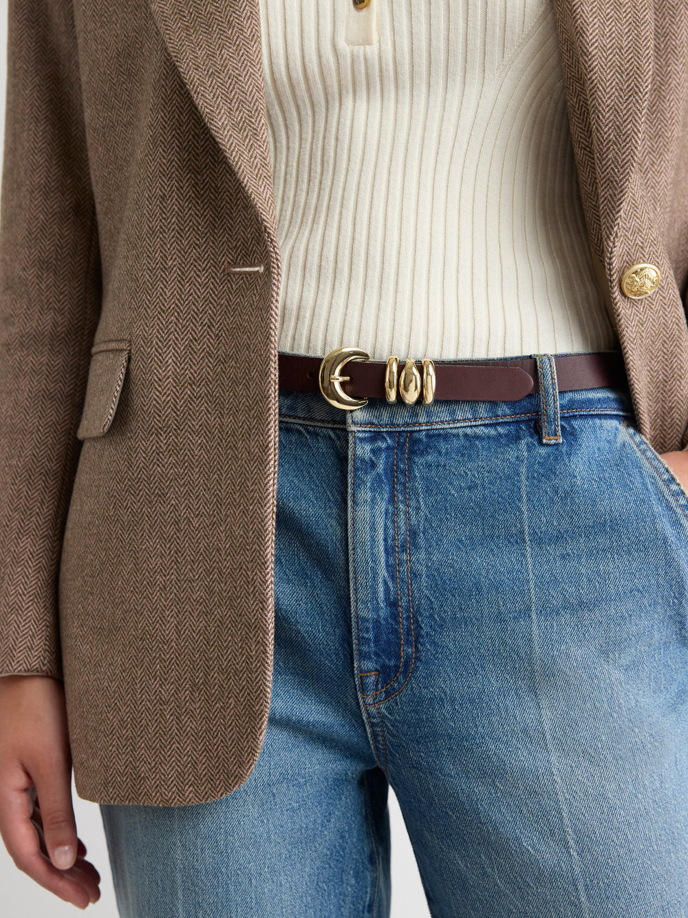 RW&CO Thin Leather Belt with Rounded Buckle