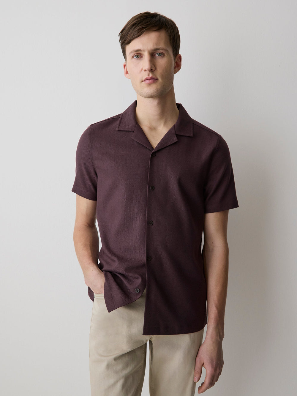 RW&CO Short-Sleeve Herringbone Shirt with Camp Collar