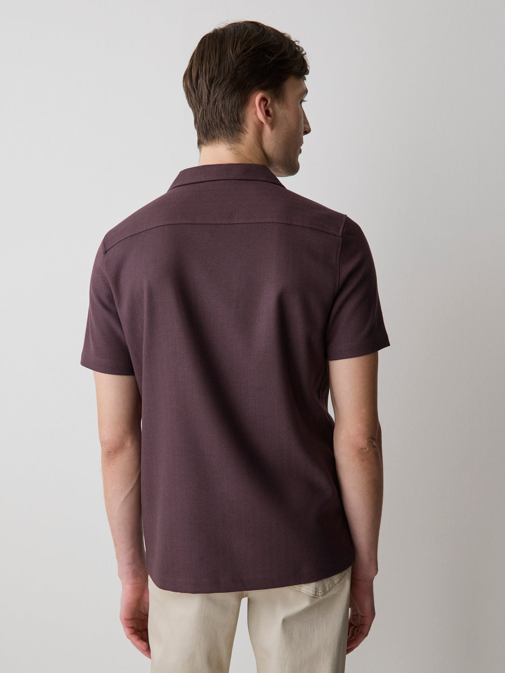 RW&CO Short-Sleeve Herringbone Shirt with Camp Collar